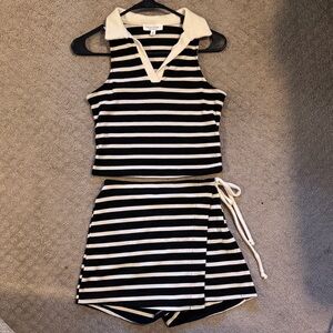 Kincour Black and White Striped Women's Tank Top